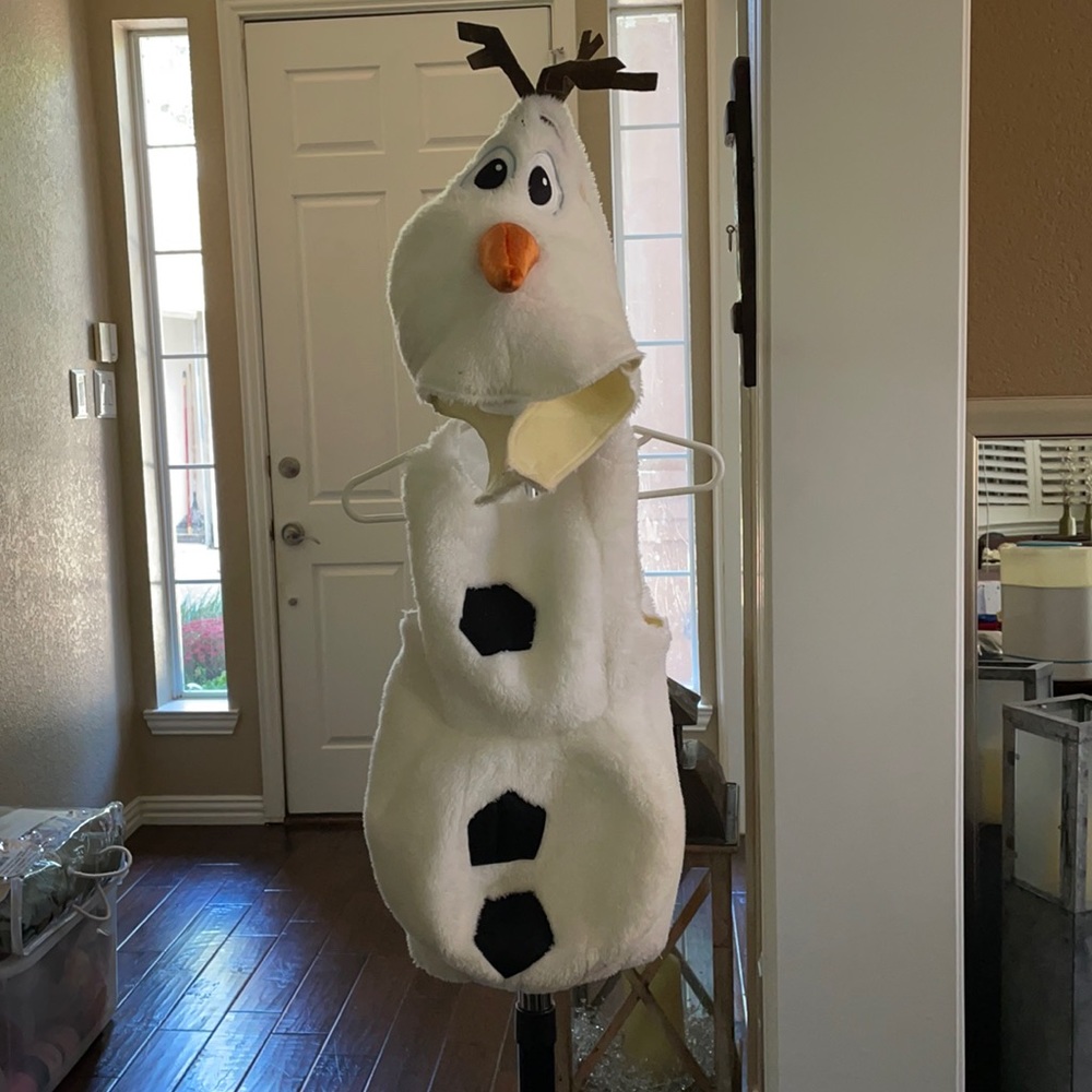 Olaf costume size 2T